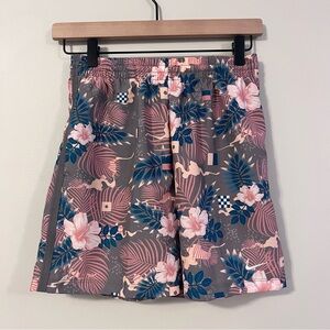 Nike Boys Dri-Fit Floral Print Athletic Shorts Size M Pink Gray Drawstring NWT